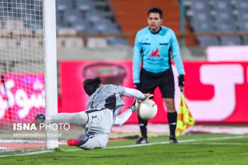 بیرانوند پنالتی گیرترین دروازه بان لیگ برتر است؟