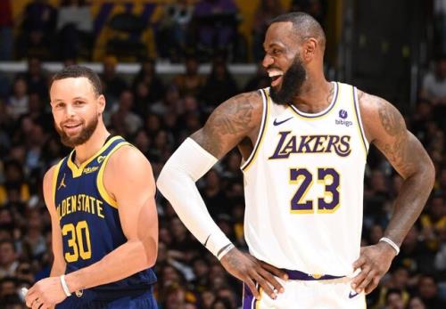 تقابل بهترین های تاریخ NBA